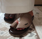 حذاء شرقي رجالي