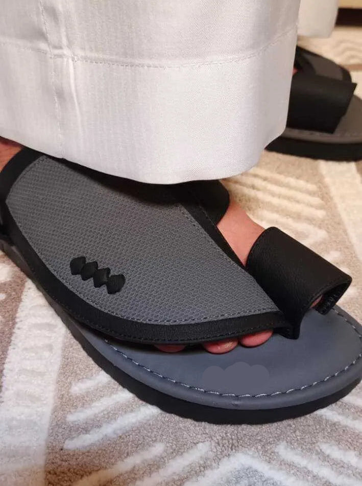 نعل شرقي للرجال كبار السن